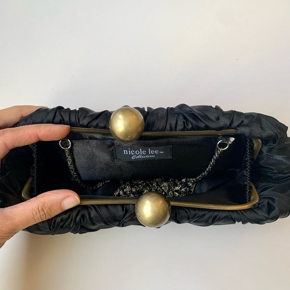 ⭐️2 for $30⭐️VINTAGE SHOULDER CHAIN BAG, CLUTCH - Picture 5 of 6